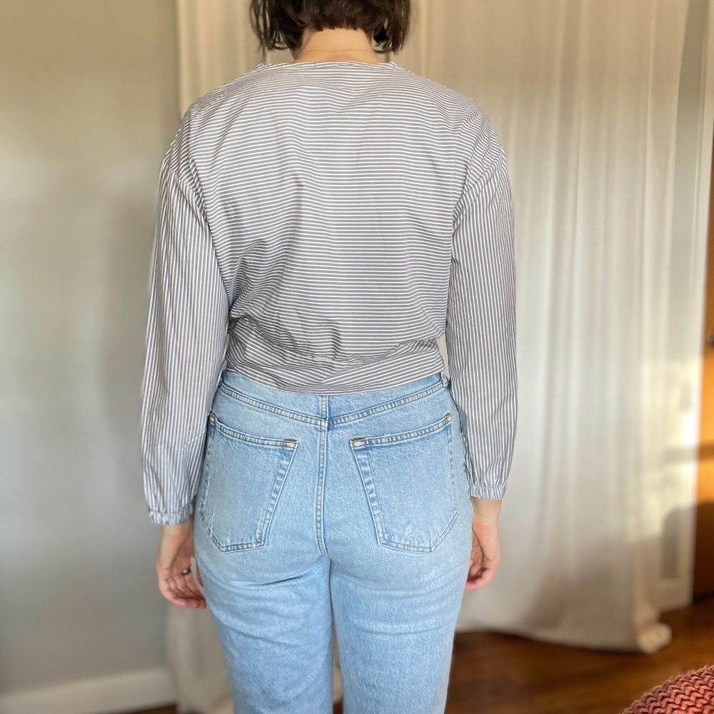 Mossimo wrap top - Picture 2 of 6